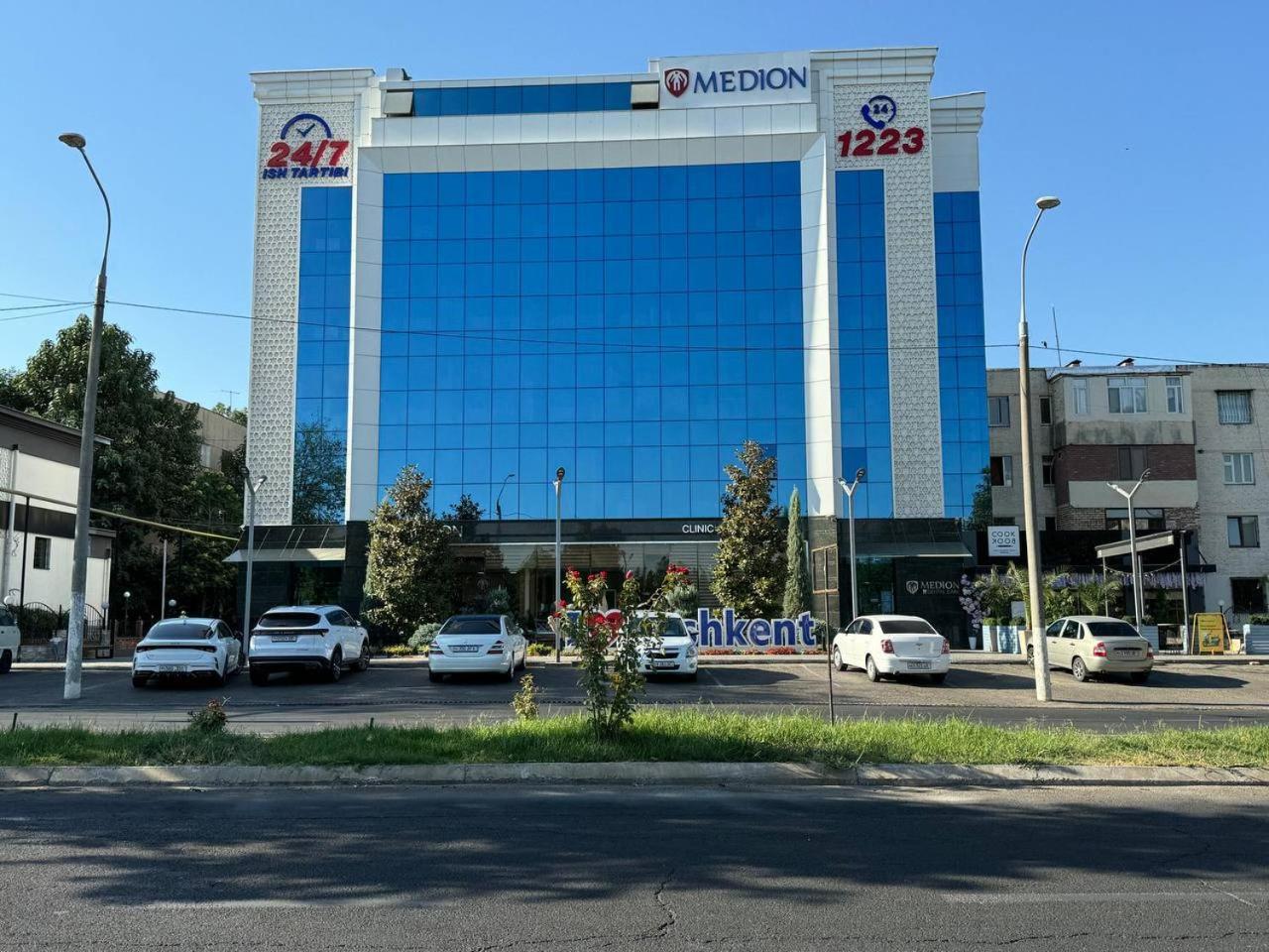 Abay Street- Tashkent City Center Exterior photo
